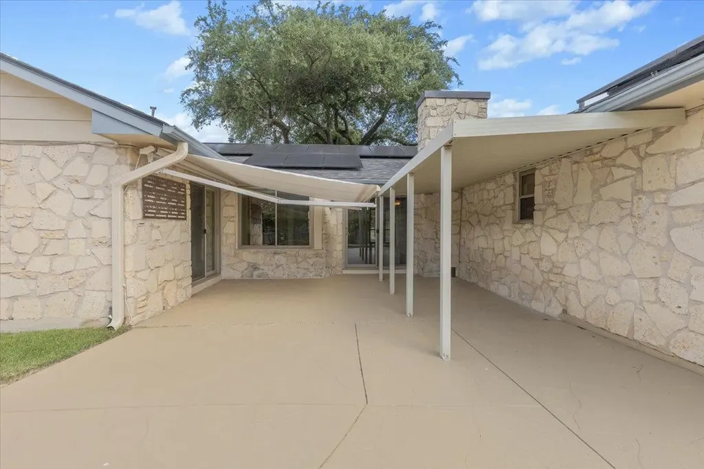 12213 Waterside Trail Austin TX 78750