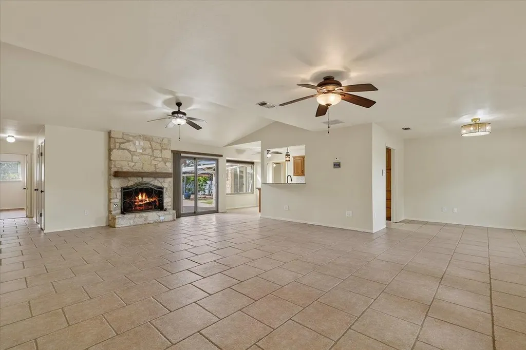 12213 Waterside Trail Austin TX 78750