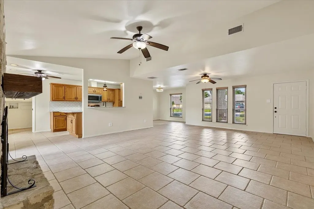 12213 Waterside Trail Austin TX 78750