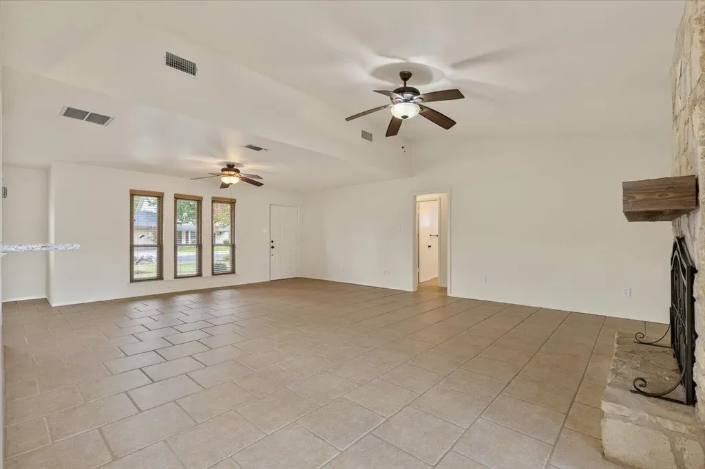 12213 Waterside Trail Austin TX 78750