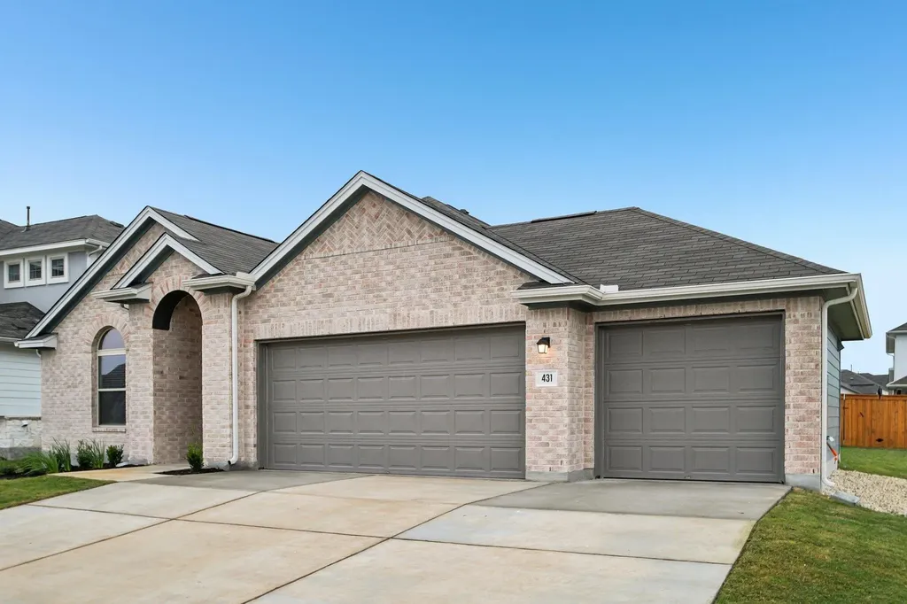431 Dogvane Circle Kyle TX 78640