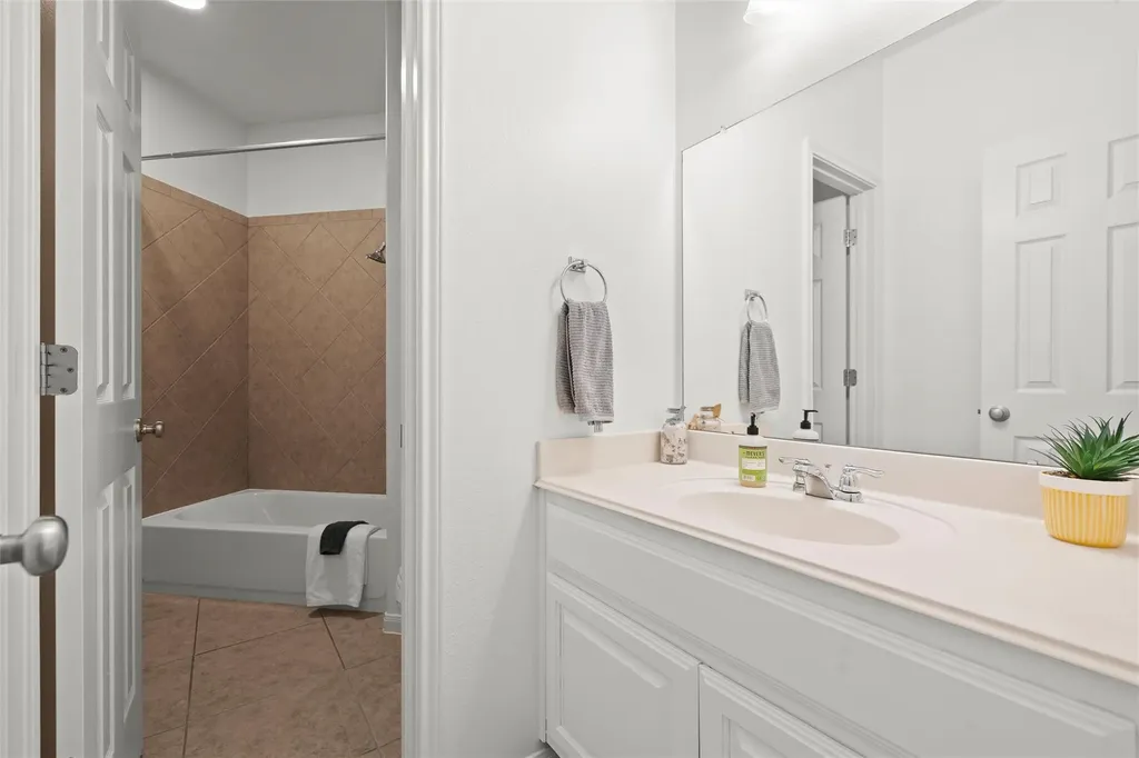 260 Kiras Court Austin TX 78737