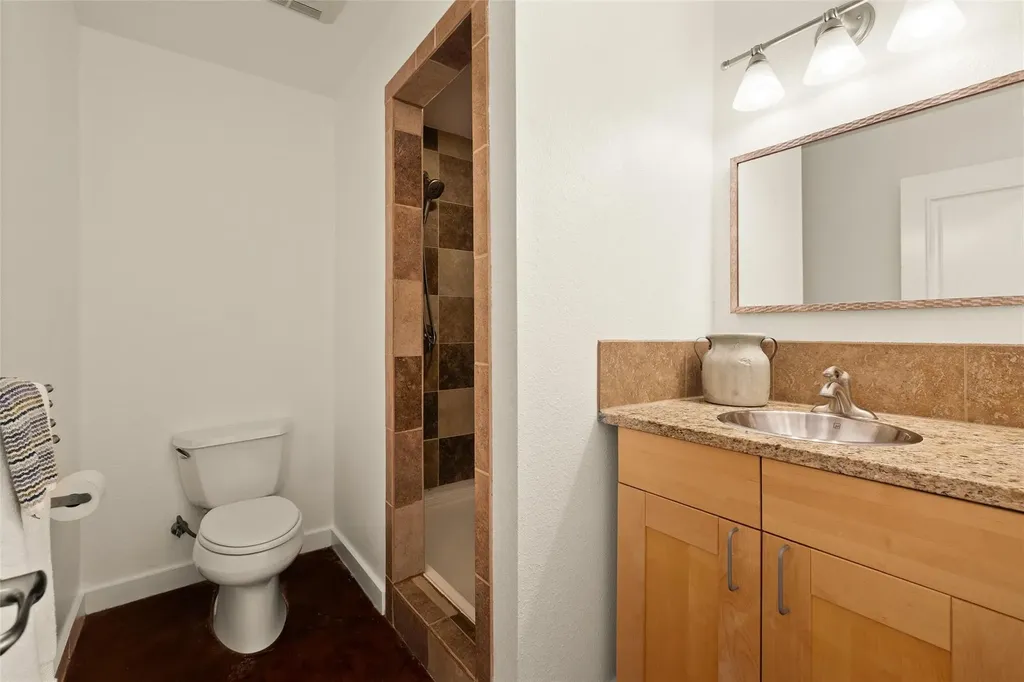 5605 Mccarty Lane Austin TX 78749