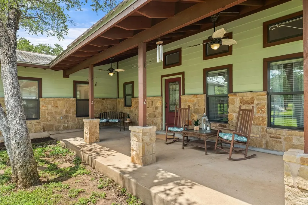 5605 Mccarty Lane Austin TX 78749
