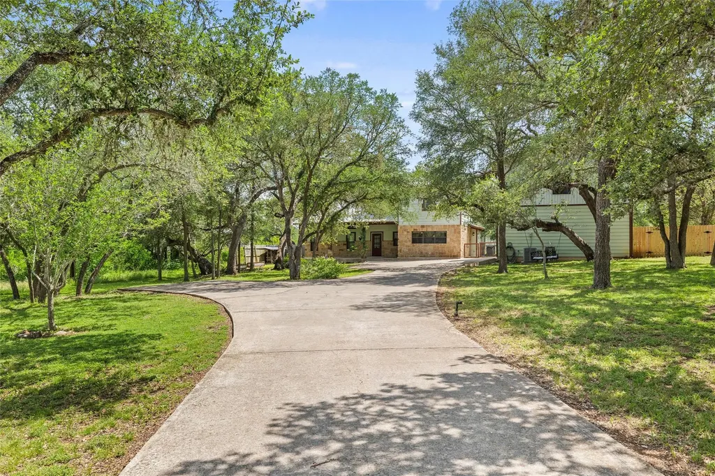 5605 Mccarty Lane Austin TX 78749