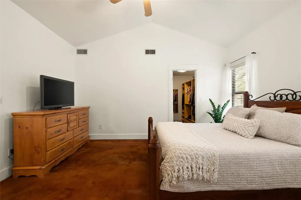 5605 Mccarty Lane Austin TX 78749