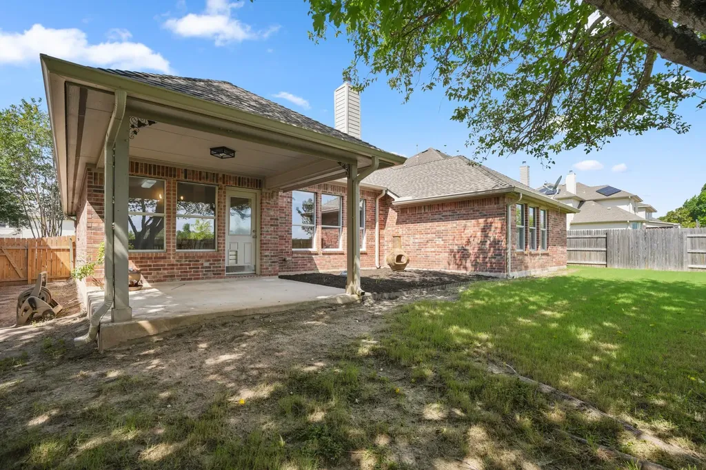 2206 Hayfield Square Pflugerville TX 78660