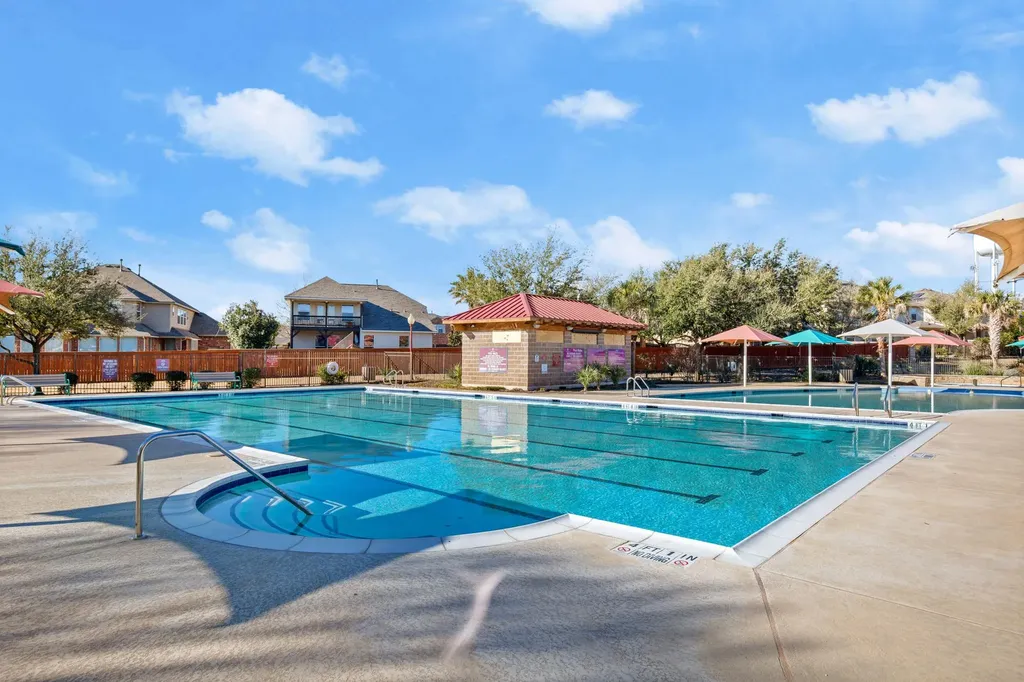 2206 Hayfield Square Pflugerville TX 78660