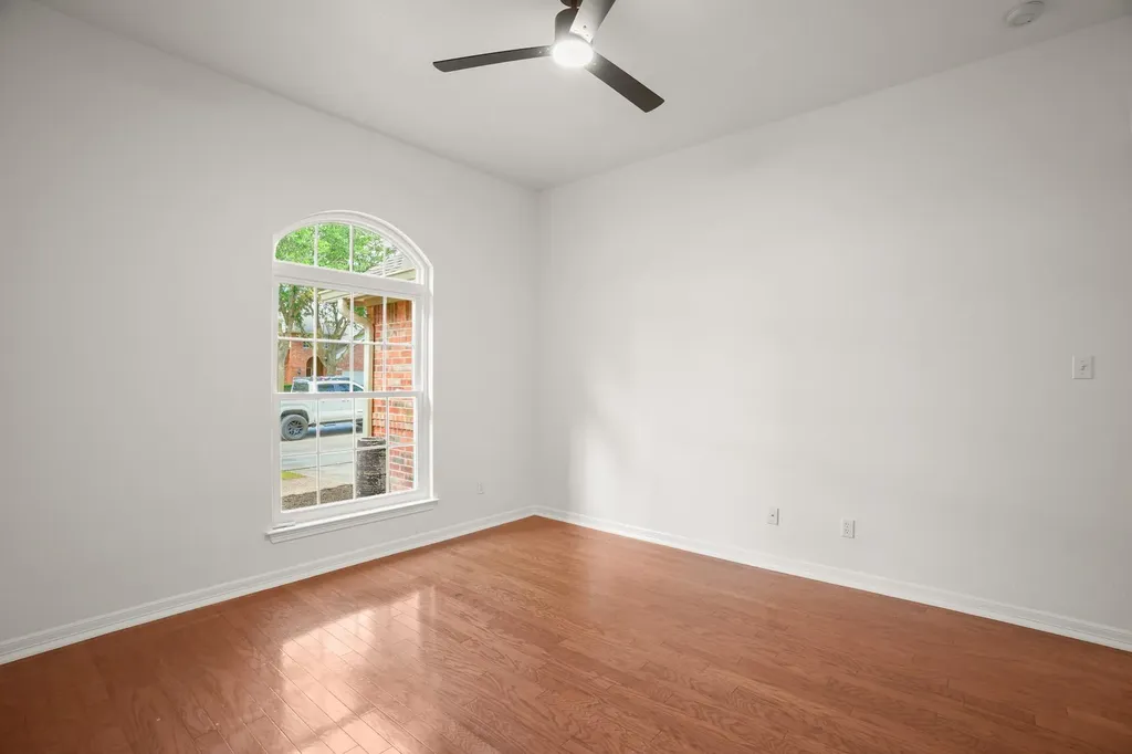 2206 Hayfield Square Pflugerville TX 78660
