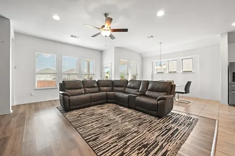 120 Scotsburg Street Hutto TX 78634
