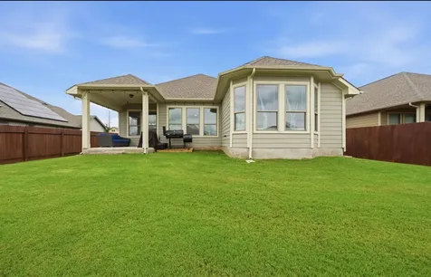 120 Scotsburg Street Hutto TX 78634