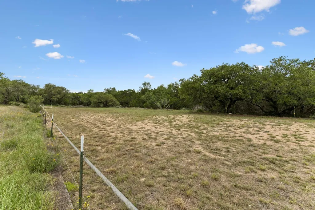 2101 Upper Branch Cove Dripping Springs TX 78620