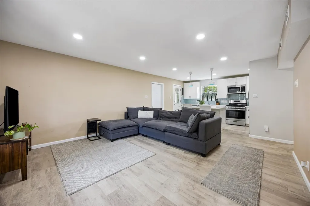 2118 Vanderbilt Lane Austin TX 78723