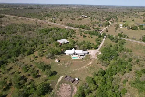 4530 Fm 86 Luling TX 78648