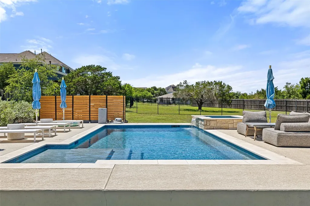 324 Cortaro Drive Dripping Springs TX 78620