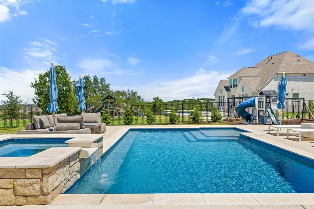 324 Cortaro Drive Dripping Springs TX 78620