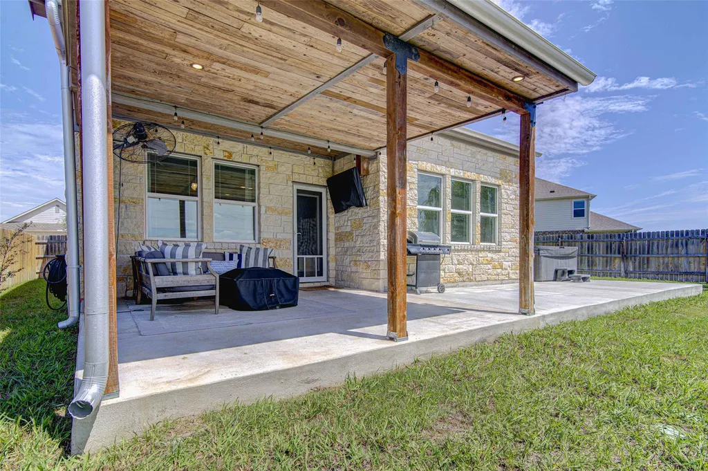 3813 Birdwatch Loop Pflugerville TX 78660