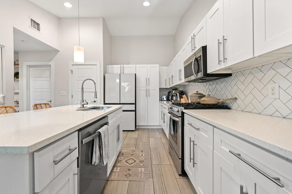 919 E 51st Street Austin TX 78751