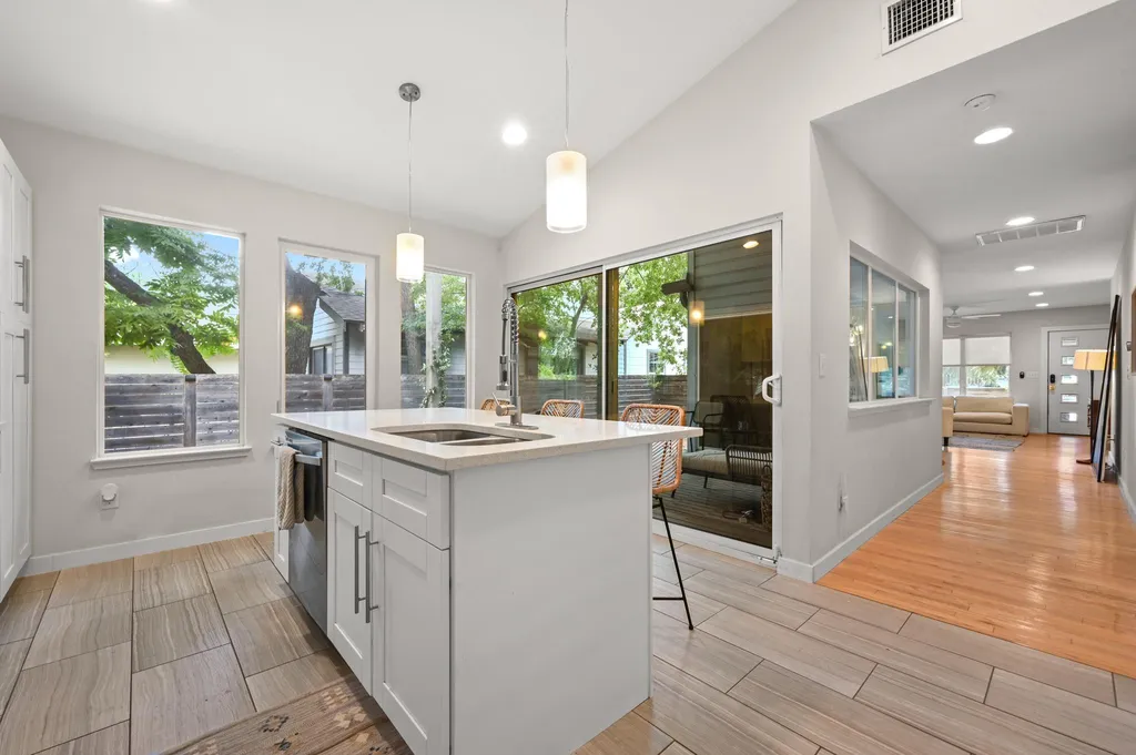 919 E 51st Street Austin TX 78751