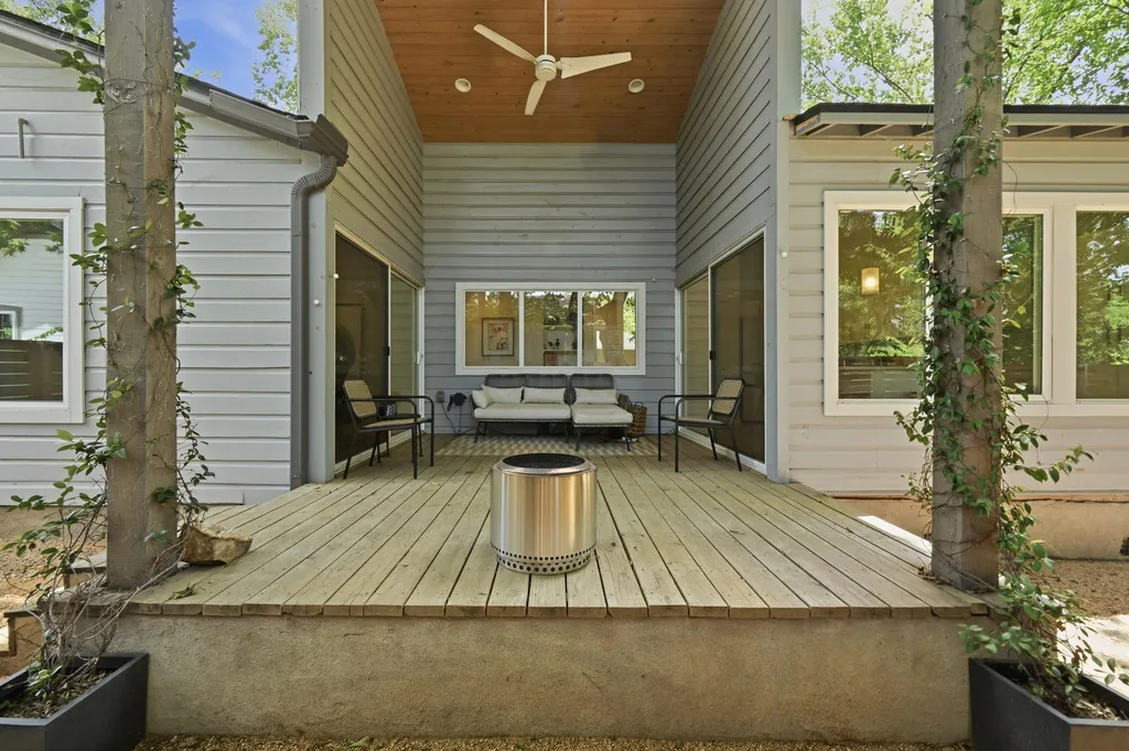 919 E 51st Street Austin TX 78751