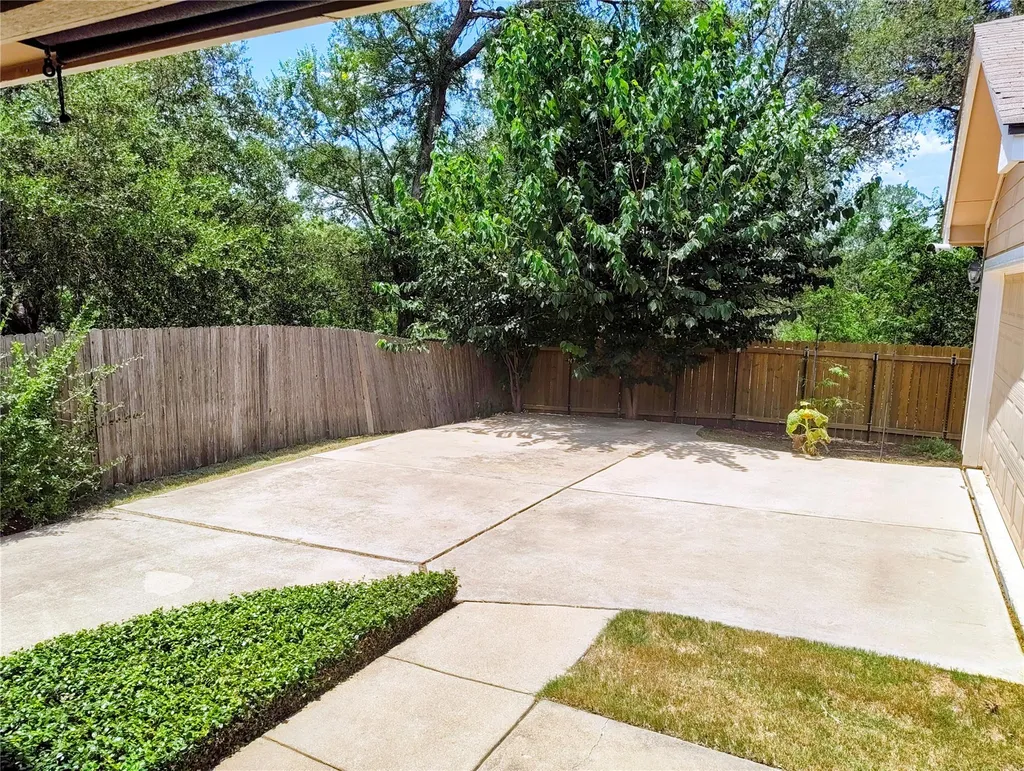 18208 Flathead Drive Manor TX 78653