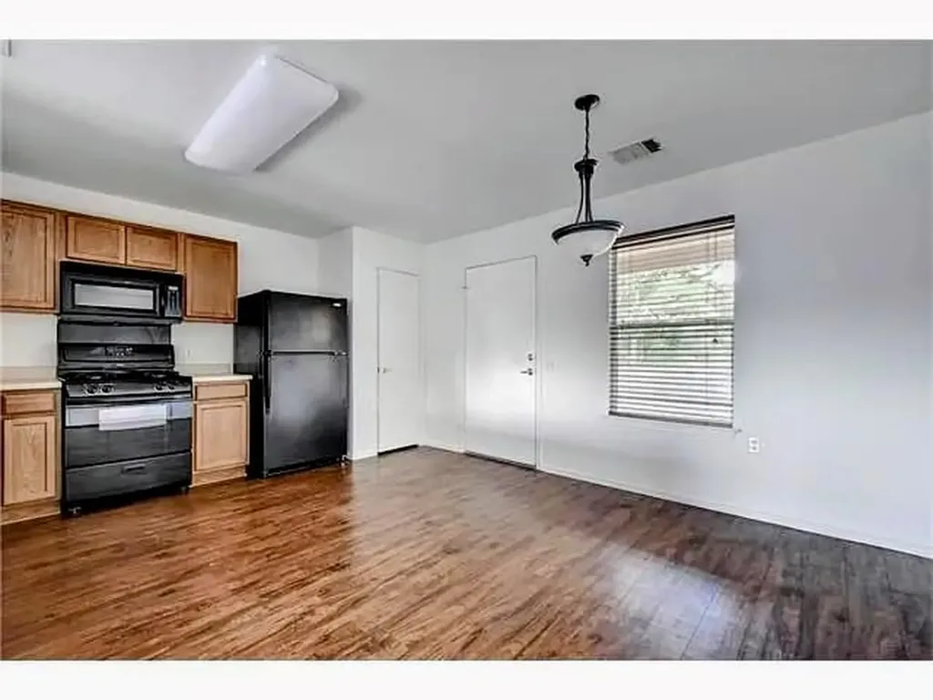 18208 Flathead Drive Manor TX 78653