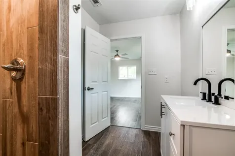 500 Lockwood Street San Marcos TX 78666