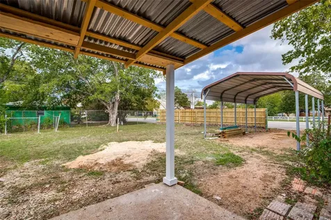 500 Lockwood Street San Marcos TX 78666