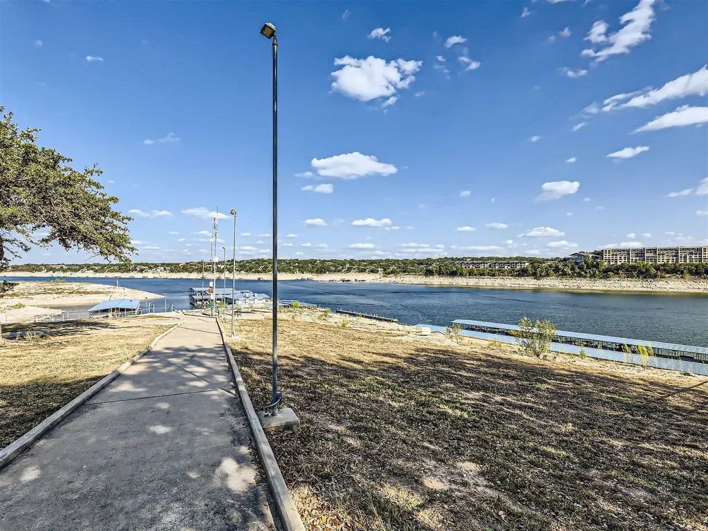 300 Venture Boulevard S Point Venture TX 78645