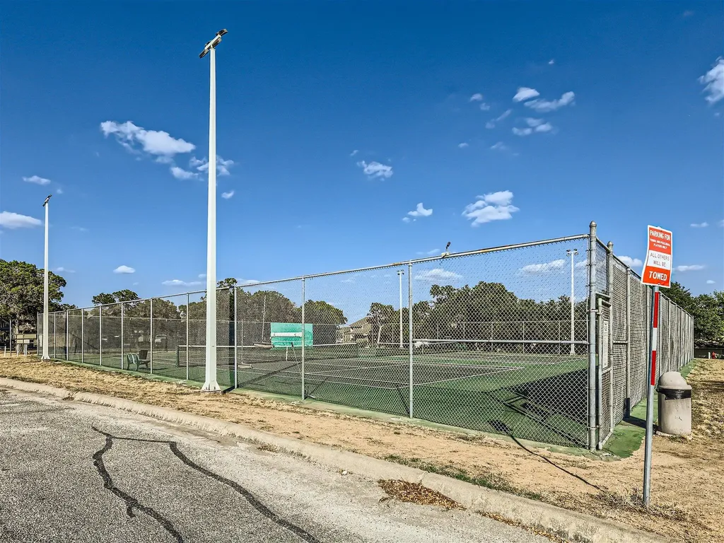 300 Venture Boulevard S Point Venture TX 78645