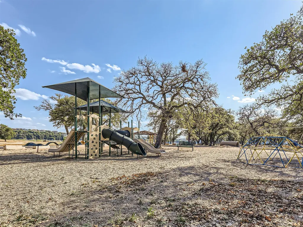 300 Venture Boulevard S Point Venture TX 78645