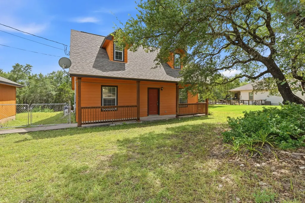 17509 Village Drive Dripping Springs TX 78620