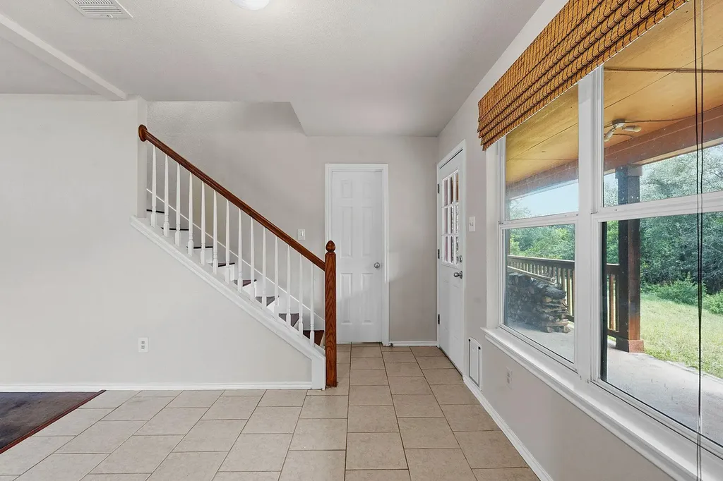 17509 Village Drive Dripping Springs TX 78620