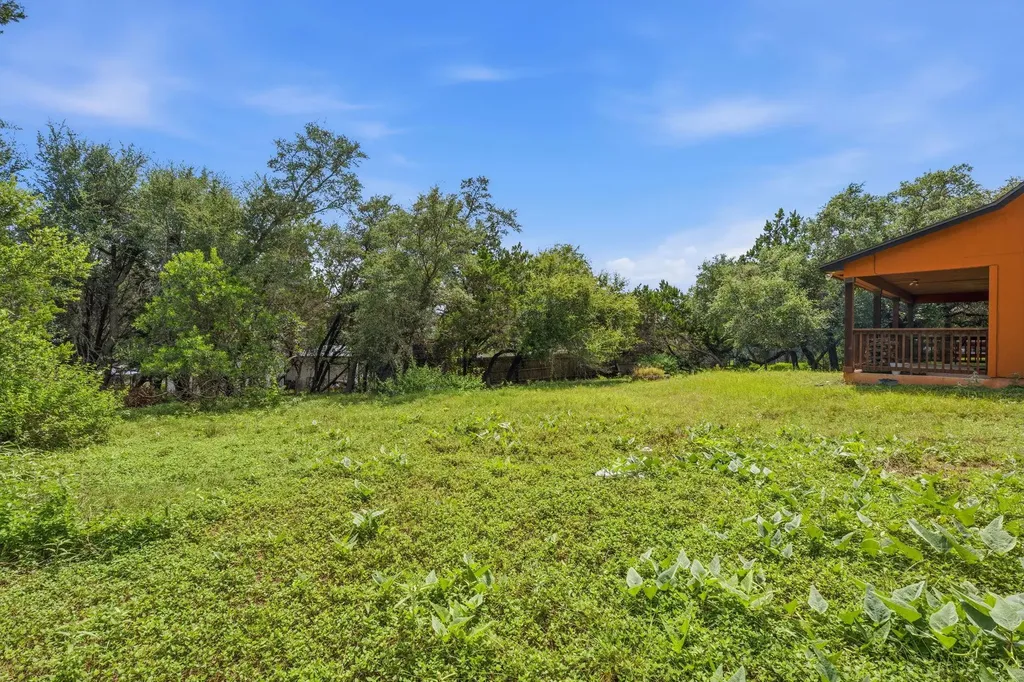 17509 Village Drive Dripping Springs TX 78620