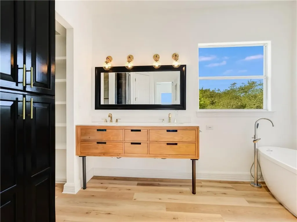13301 Lone Rider Trail Bee Cave TX 78738