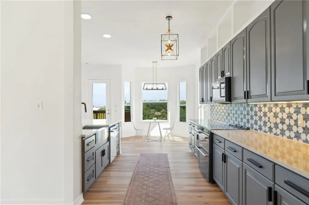 13301 Lone Rider Trail Bee Cave TX 78738
