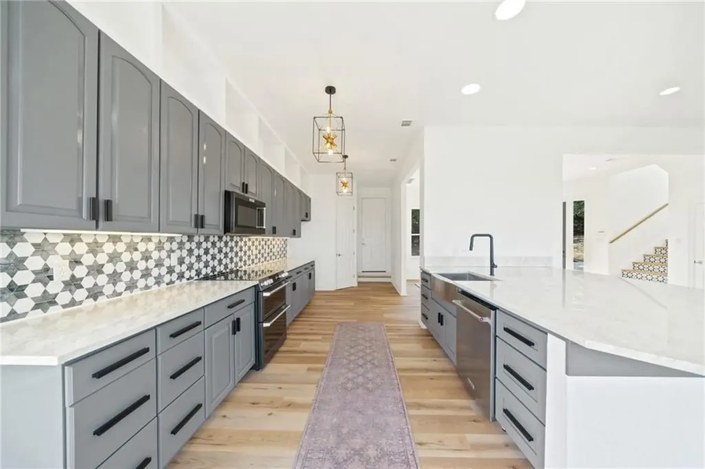 13301 Lone Rider Trail Bee Cave TX 78738