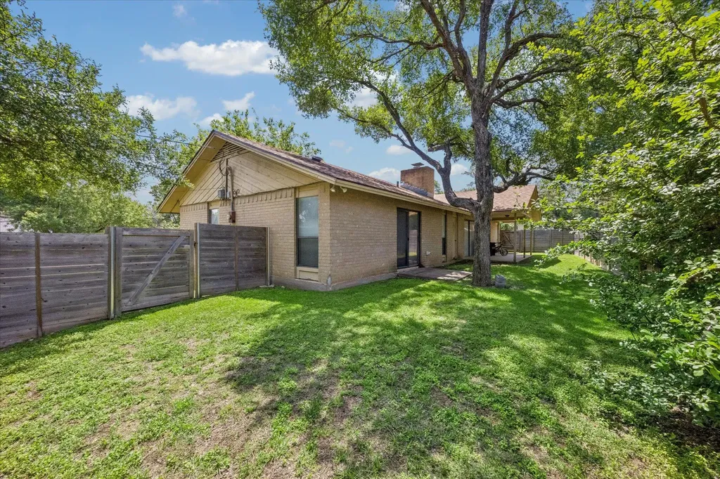 601 Meadowbrook Drive Georgetown TX 78628