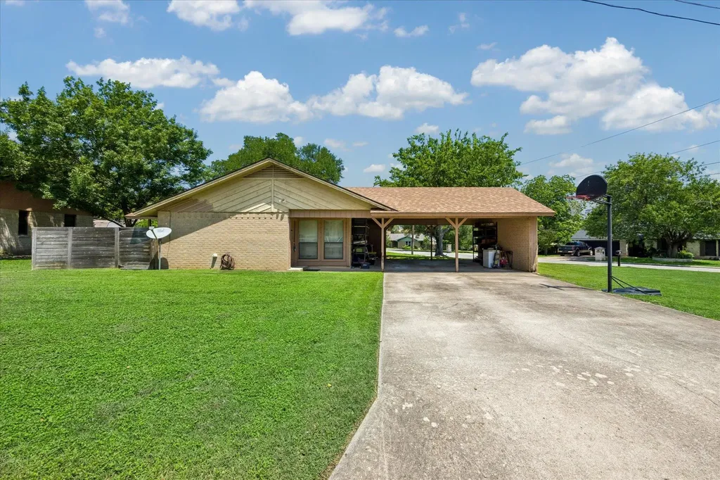 601 Meadowbrook Drive Georgetown TX 78628