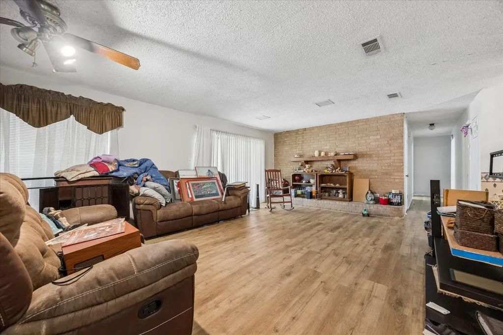 601 Meadowbrook Drive Georgetown TX 78628