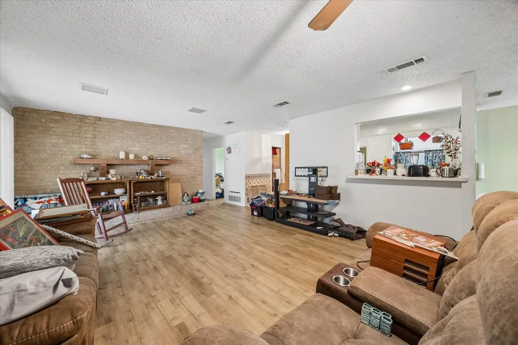 601 Meadowbrook Drive Georgetown TX 78628