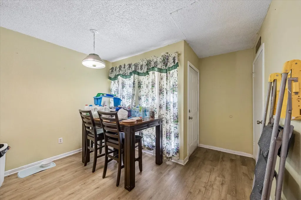 601 Meadowbrook Drive Georgetown TX 78628