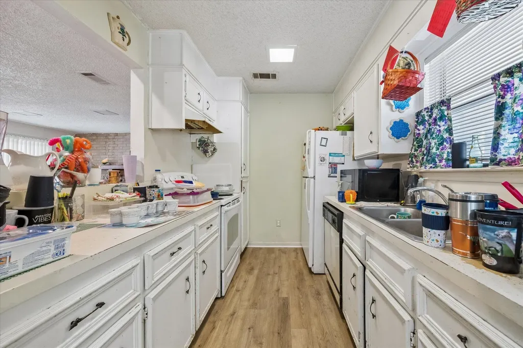 601 Meadowbrook Drive Georgetown TX 78628