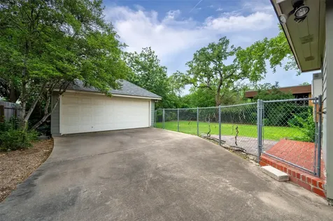 1311 Kent Lane Austin TX 78703