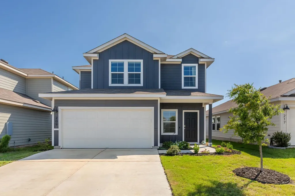 209 Ehrlich Street Kyle TX 78640
