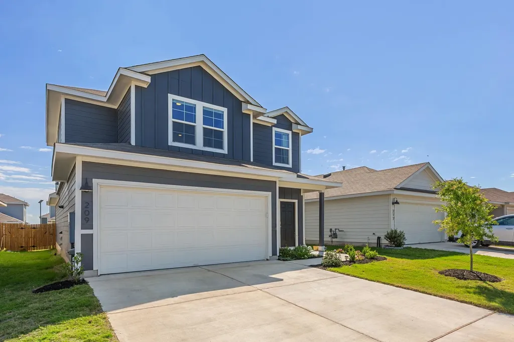 209 Ehrlich Street Kyle TX 78640