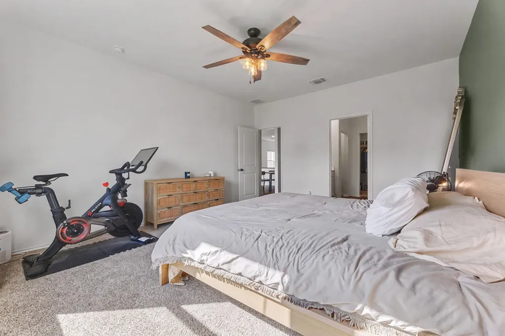 209 Ehrlich Street Kyle TX 78640