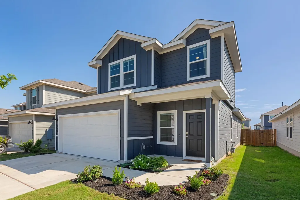 209 Ehrlich Street Kyle TX 78640