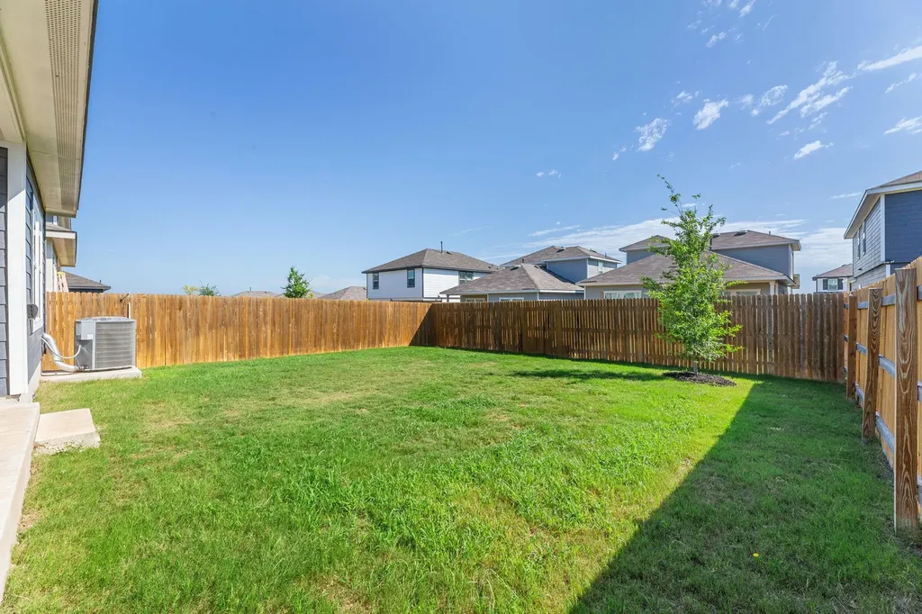 209 Ehrlich Street Kyle TX 78640