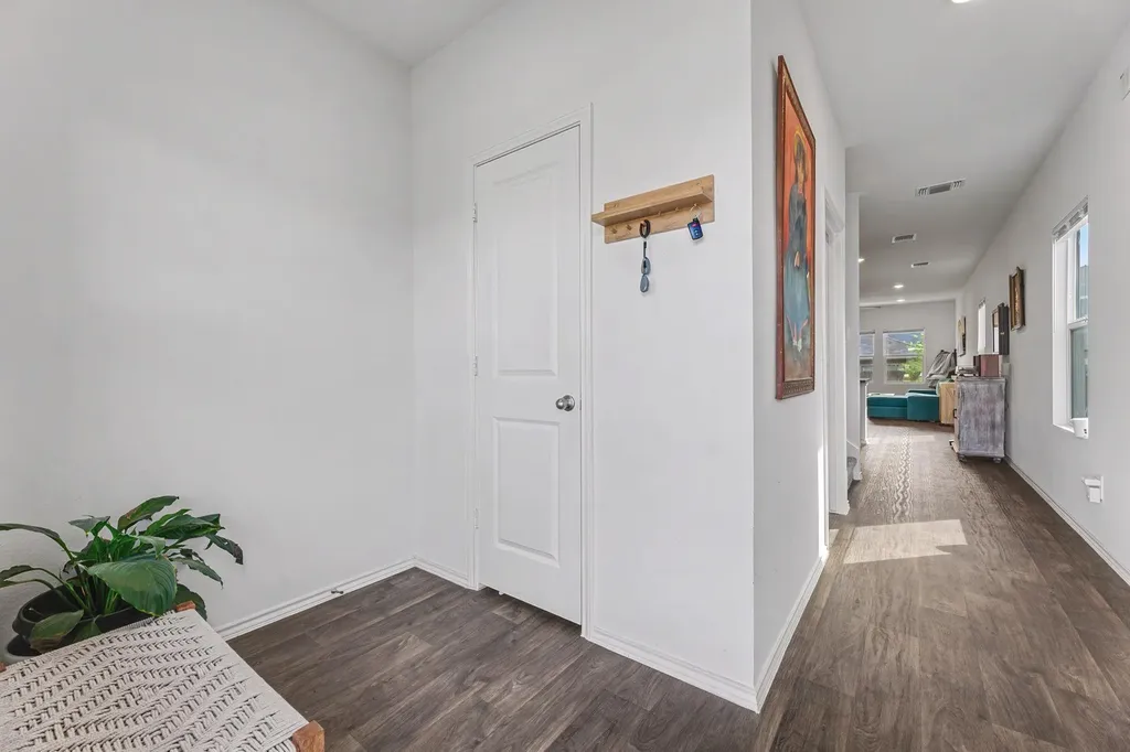 209 Ehrlich Street Kyle TX 78640